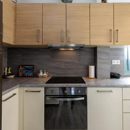 Peris Apartmán Kamarai